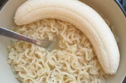Những sở thích ăn uống kỳ lạ không ai nghĩ sẽ tồn tại trên đời