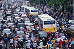 Hà Nội vẫn còn 26 điểm thường xuyên ùn tắc giao thông