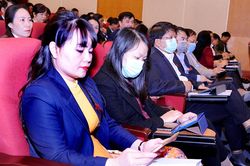 HĐND tỉnh thông qua các dự thảo nghị quyết và miễn nhiệm, bầu các chức danh HĐND, UBND tỉnh nhiệm kỳ 2016 - 2021
