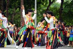 Lễ hội Văn hóa dân gian trong đời sống đương đại