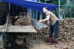 Trợ lực giúp đồng bào dân tộc thoát nghèo