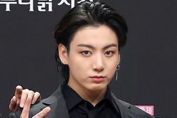 Chóng mặt với thay đổi của Jungkook BTS: Từ trai hư sang bé cưng trong phút chốc