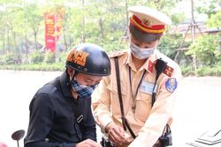 CSGT toàn quốc mở cao điểm bảo đảm trật tự ATGT dịp Tết 2021