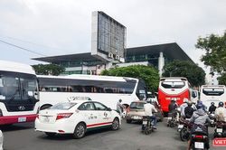 Đà Nẵng: Đại biểu đề xuất người dân phải có chỗ đỗ xe mới được mua ô tô