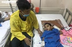 Hoàn cảnh cùng cực của người đàn ông bị vợ bỏ, con trai tai nạn nguy kịch