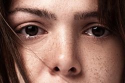 Gửi tuổi 15: Nếu một mai em chịu điều oan ức