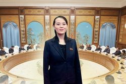 Em gái ông Kim Jong Un tái xuất, đáp trả Ngoại trưởng Hàn Quốc