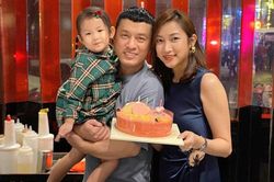 Vợ chồng Lam Trường kỷ niệm 7 năm ngày cưới