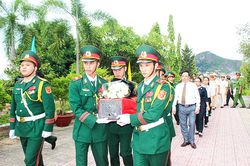 Đẩy mạnh tìm kiếm, quy tập hài cốt liệt sĩ