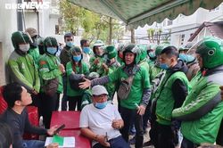Grab chưa làm rõ vì sao tăng giá, mức chiết khấu đối với các tài xế
