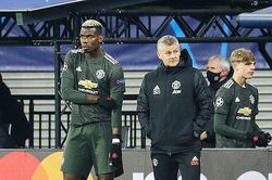Tin bóng đá MU 10/12: Giới chủ ra quyết định về Pogba. Một số cầu thủ MU chống đối Solskjaer