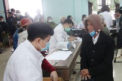 Dành hơn 2,4 tỷ đồng cho đồng bào vùng lũ