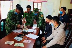 Biên phòng Gia Lai phát hiện, bắt giữ hơn 2,9m3 gỗ và hàng trăm ki-lô-gam pháo nổ