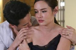 Đêm tân hôn tôi run lẩy bẩy nghe tiếng gõ cửa yếu ớt