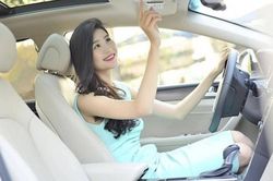 Lợi ích không ngờ mà cửa sổ trời đem lại cho xe ô tô của bạn
