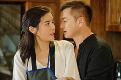 Vung tiền nuôi 'sugar baby', Quang Minh bị 'vợ trẻ' cài định vị theo dõi, lấy tóc đi phân tích
