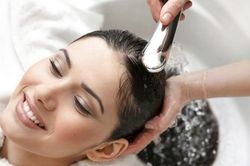 Chăm sóc tóc đẹp trong mùa đông