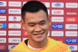 Trung vệ Minh Tùng không ngại nếu được HLV Park giao trọng trách