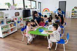Bỏ yêu cầu chứng chỉ tin học, ngoại ngữ: Giảm ''gánh nặng'' văn bằng