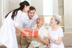 Bố mẹ chỉ có một...