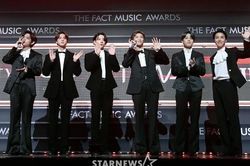 BTS giành Daesang duy nhất, Blackpink trắng tay tại The Fact Music Awards 2020