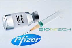 Gần 1 tỷ liều vaccine phòng COVID-19 được đảm bảo cho các nước thu nhập thấp và trung bình