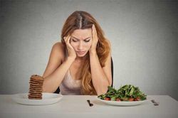 Vì sao bạn thấy đắng mồm khô miệng?