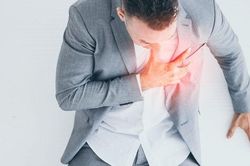 Tại sao đột quỵ não ngày càng trẻ hóa?