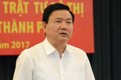 Di lý cựu Bộ trưởng Đinh La Thăng, Út 'trọc' vào TPHCM