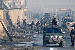 Đột kích căn cứ chính phủ Afghanistan trong đêm, 51 lính Taliban mất mạng
