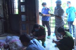 Người đàn ông bị chém, đốt chết