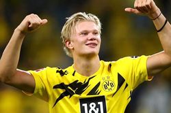 Dortmund quá nhỏ cho Haaland