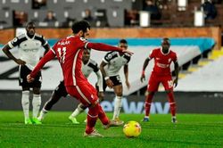 Fulham FC 1-1 Liverpool ở Ngoại hạng Anh 2020/21