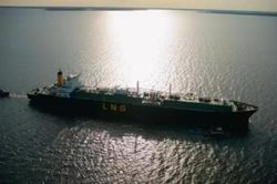 CNOOC và PetroChina mời thầu LNG trên Sàn giao dịch khí đốt Thượng Hải