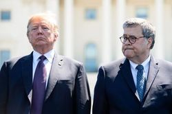 Ông Trump định sa thải Bộ trưởng Tư pháp vì vụ con trai ông Biden