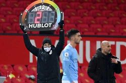Vì sao Pep luôn miệng đòi thay 5 người nhưng chỉ dùng 1 ở derby Manchester?