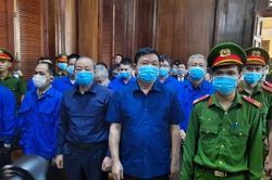 Hôm nay ông Đinh La Thăng ra tòa vụ Út 'trọc' chiếm đoạt 725 tỷ đồng