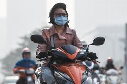 Hà Nội bớt ô nhiễm chỉ nhờ 'ăn may'