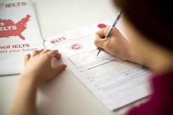 Được đặc cách thành học sinh giỏi cấp tỉnh vì có IELTS 6.5 trở lên