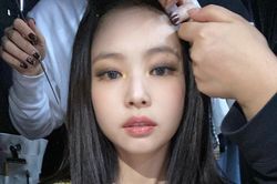 Thợ trang điểm nhiều tai tiếng của BlackPink