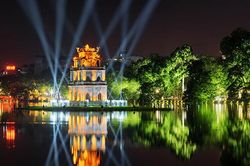 Yêu Hồ Gươm không dễ