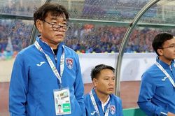 HLV Phan Thanh Hùng nói lời chia tay đội Quảng Ninh