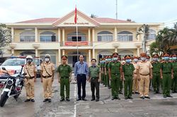 Châu Phú ra quân tấn công trấn áp tội phạm, bảo đảm an ninh trật tự