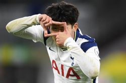 Mourinho tiết lộ tương lai của Son Heung-min