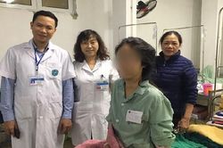 Phẫu thuật khối u tử cung nặng 3,6 kg cho người phụ nữ 37 tuổi