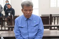 Mất mạng khi lên cơn ngáo đá, khỏa thân nằm dưới đường
