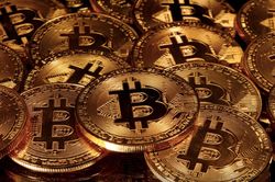 Giá trị đồng Bitcoin lần đầu vượt ngưỡng 20.000 USD