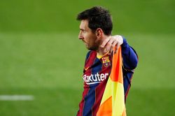 Barca hạ đội dẫn đầu La Liga