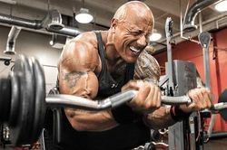 The Rock và những ngôi sao phá kỷ lục thế giới