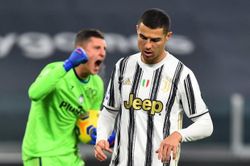 HLV Juventus nổi điên vì Ronaldo và Morata hóa 'tội đồ'